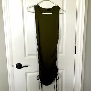 Green bodycon dress